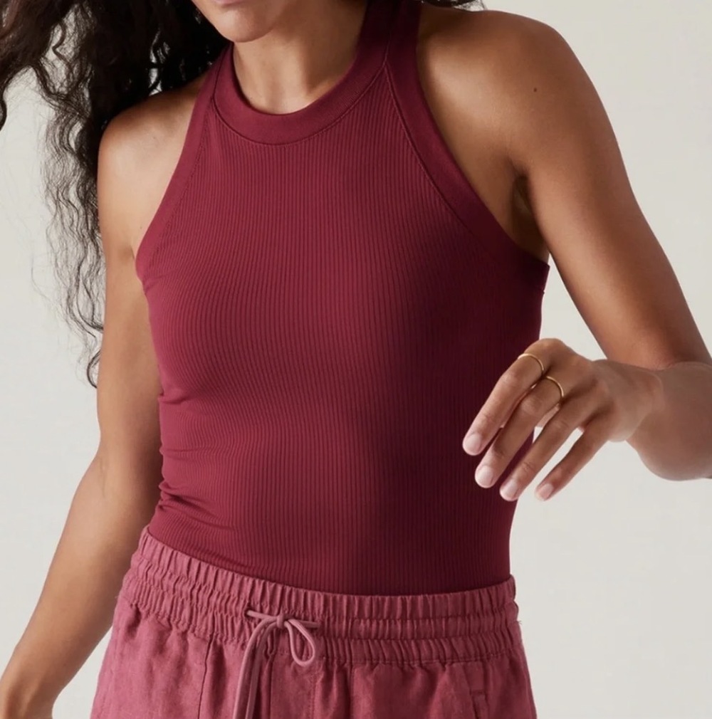 Athleta Renew Seamless Racerback Tank in Coffeeberry XS